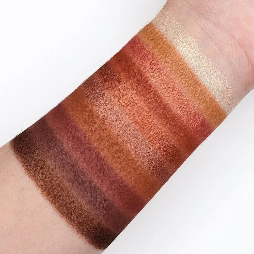 CROWN BRUSH - 10 SHADE EYESHADOW PALETTE - FUEGO. - Picture 6 of 13